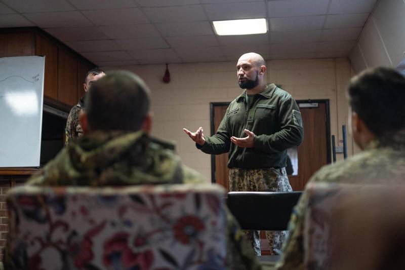 У Британії завершилися навчання українських офіцерів-психологів